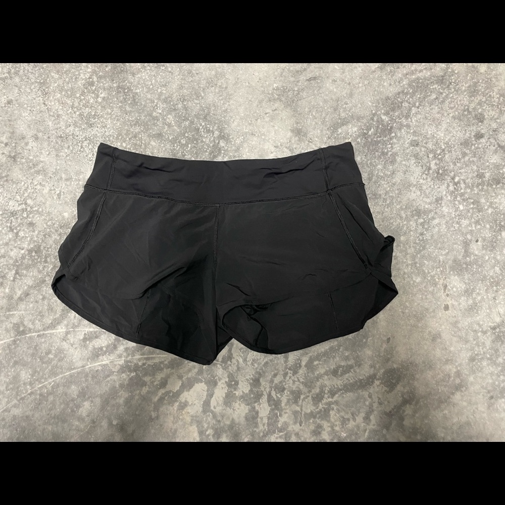 Lululemon Speed Up Low-Rise Lined Short
